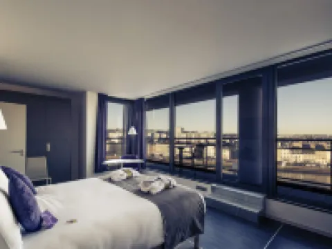 Mercure Cherbourg Centre Port Hôtels à : 