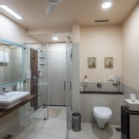 Hotel Shreemaya Residency