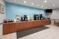 Days Inn & Suites by Wyndham Seaford - breakfast