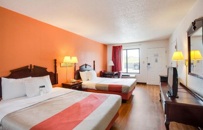 Motel 6 White House, TN