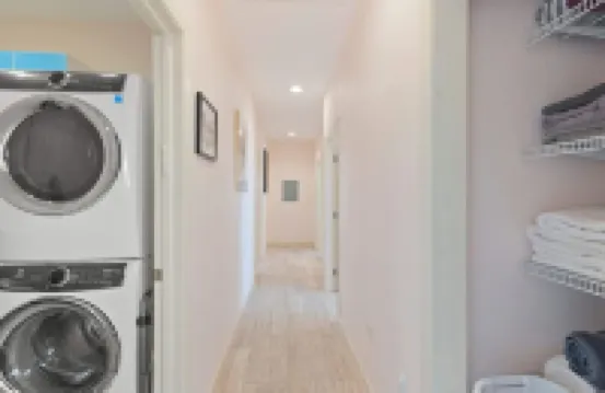 Spacious Single Level Home In Poway