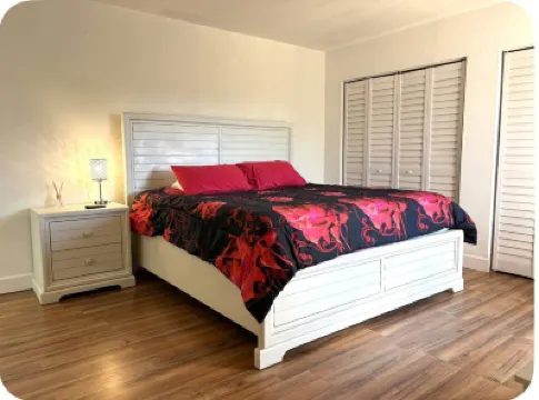 다운타운 포트 마이어스 근처의 수영장 옆 2베드룸/2.5욕실  호텔