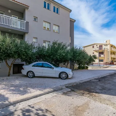 Apartment Anica