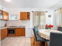 Apartments Baras Hotels in Nin