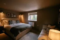 Boutique Luxury Cottage Cheshire Wedding Guests - 3-Star