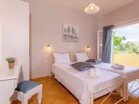 Relax Studios Corfu Hotels in Esperii