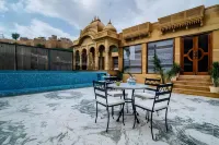 Hotel Grand Khalifa - piscine