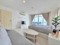 Modern 2-Bedroom Condo with Ocean and Pool Views in Cha-am - Condos