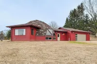 Unique Dome Home in Menomonie: 2 Mi to Main St!