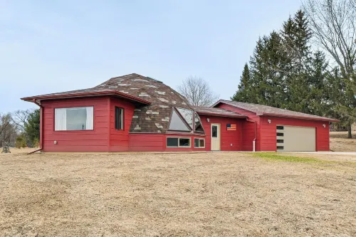 Unique Dome Home in Menomonie: 2 Mi to Main St!