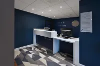 Travelodge London Teddington - Parking