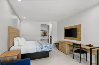 Americas Best Value Inn & Suites Tomball Grand Parkway - New