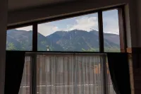 比林高爾夫度假村附近的拉斐爾別墅