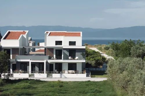 Thalassa & Thalassa Prive Residential Complex - Apartments