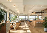 Clayton Hotel and Members Club - breakfast