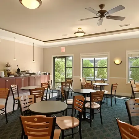 Days Inn by Wyndham Paducah I-24 Exit 4