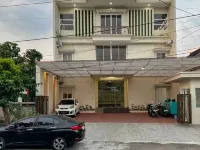 Urbanview Griya Esti Siliwangi Semarang Hotels near Cagar Budaya MIN GROUP (Rafi Mintardi S.H.,S.E.,M.H.,M.M.)
