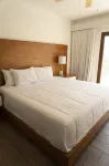 Elegant Villa with Poolfront View Hotels in 