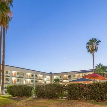 Truestay Inn