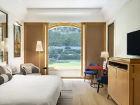Trident, Gurgaon Hotels in Gurgaon