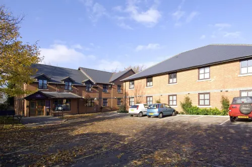 Premier Inn Gravesend Central - 3-Star