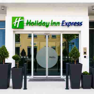 Holiday Inn Express MUNICH AIRPORT - ERDING by IHG Hotel Exterior