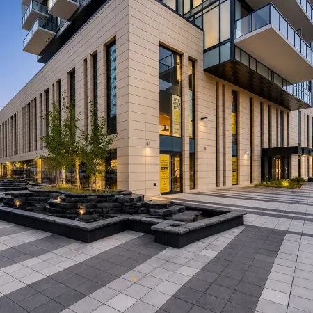 Calgary’s Downtown Haven - Free Parking