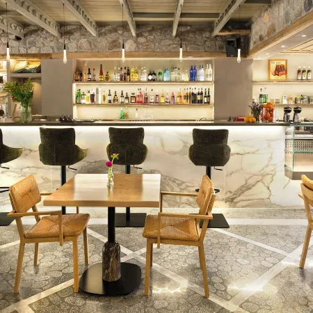 Evoras Boutique Hotel