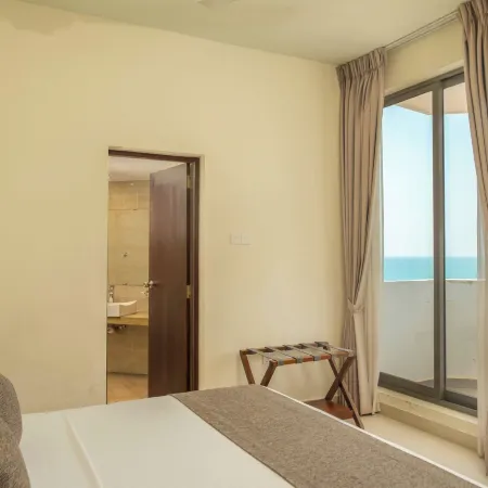 Marine Suites