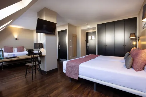 Hotel Grand Pas - piscina