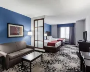 Comfort Suites Greenville - parking