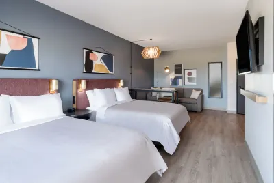 Comfort Suites Hotels near Shell Island