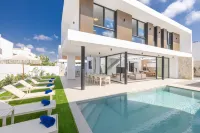 New 4 bedroom villa with pool, 100 Meters from the beach - Biệt thự
