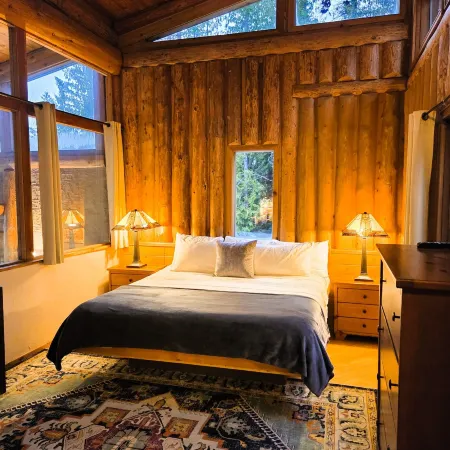 New Denver Lodge
