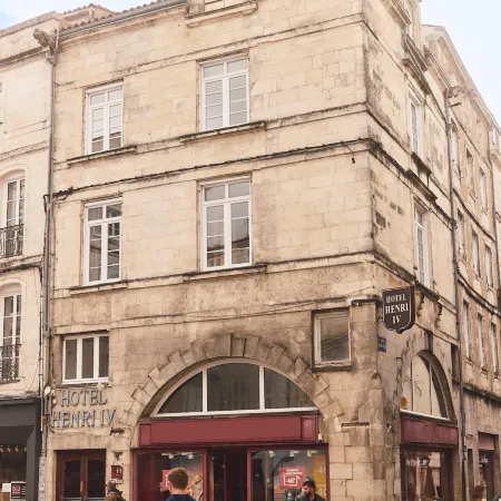 Hôtel Henri IV