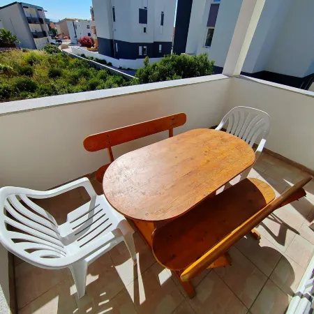Close to Center Apartment Poly 2 D