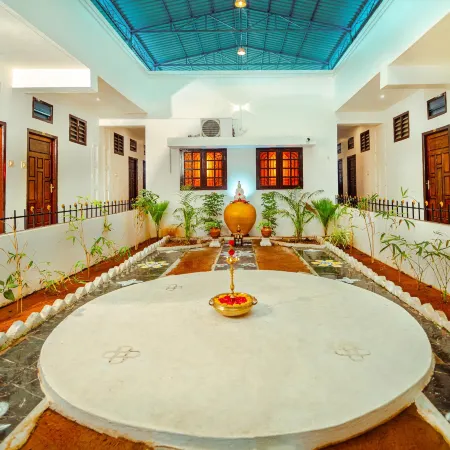 Hare Rama Hare Krishna - Eesha Hotel