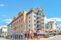 Two Seconds to…everything! 1Bed/1Bath/1Car/CBD Views -  Apartamentos vacacionales