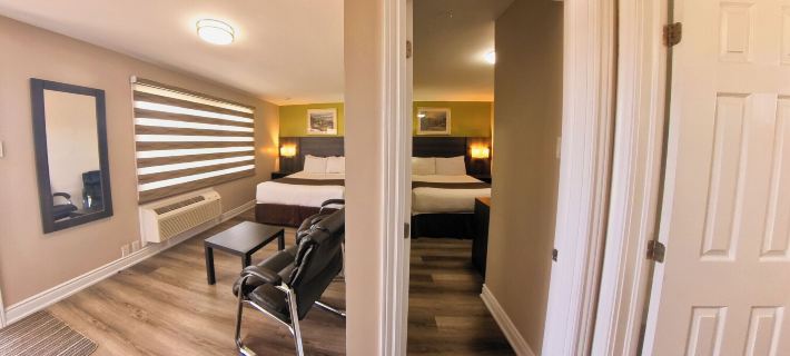 Maple Leaf Inn Hotels in Bruce County