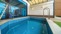 Yeosu Four Seasons Resort Riviera Pension - 2 stelle