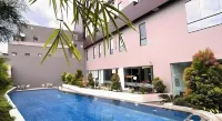 Hotel Suni Abepura - Family