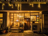 ArtBar & GuestHouse Ennova Hotel dekat Pantai Sun