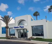 Apartamentos Galeon Playa - parking