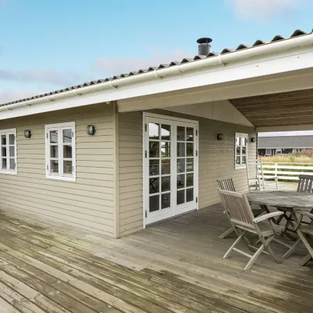 "Dortea" - 600m from the Sea