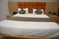 Hotel Sky Gold - Apartments
