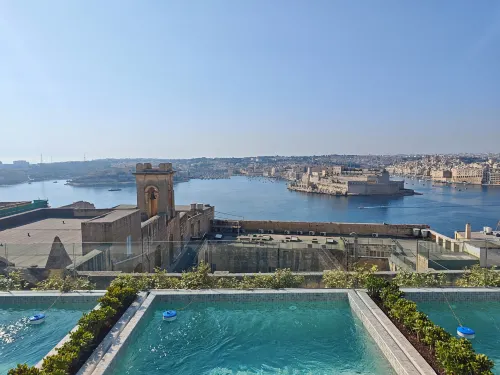 Ursulino Valletta - 4 estrellas