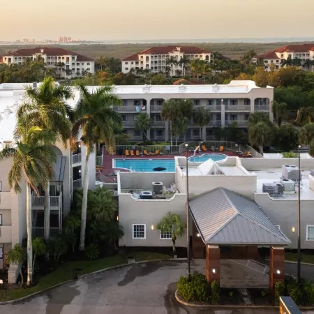 La Quinta Inn & Suites by Wyndham Ft. Myers-Sanibel Gateway