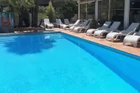 Le Cetai Cannes Beach Hotel - piscina