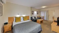 Quality Inn Swan Hill - parking