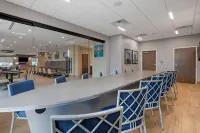 舒適飯店和套房 - 傑克遜維爾橙園靠近海軍航空站 - 2 星級